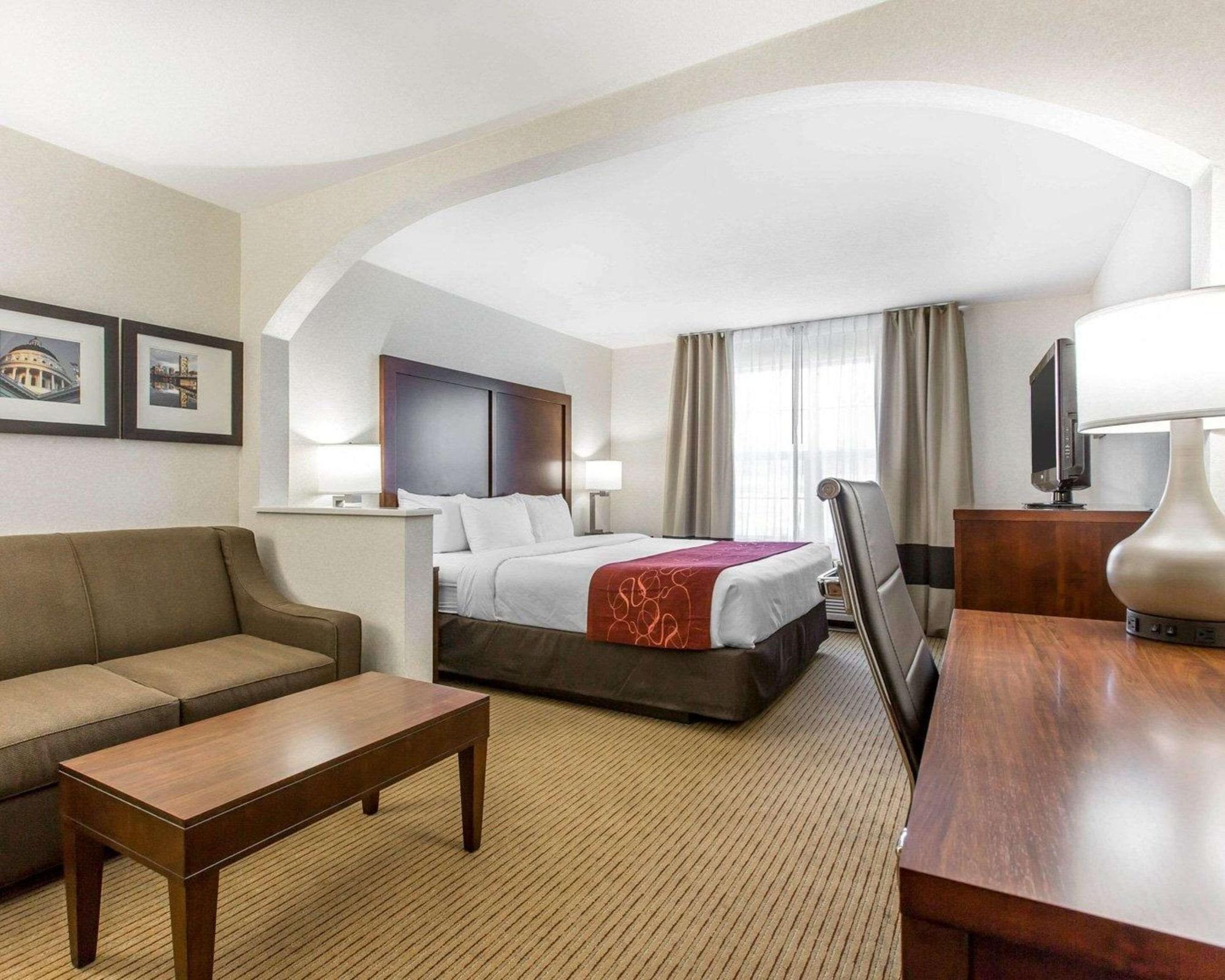 Comfort Suites Downtown 새크라멘토 외부 사진